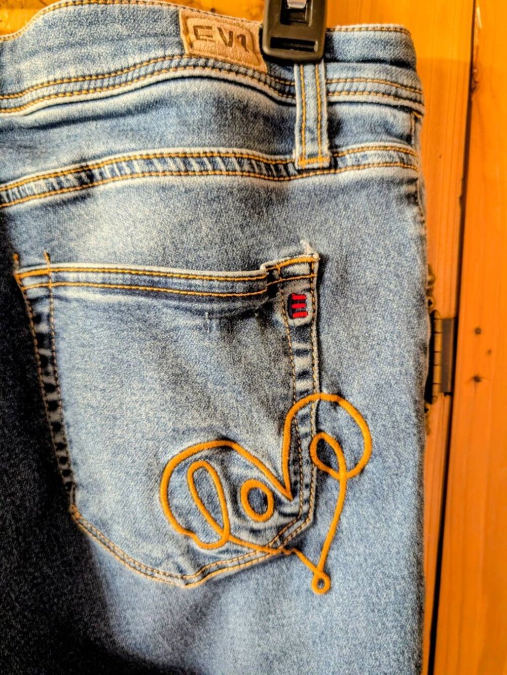 EV1 360 Stretch Maddy Straight Leg Jean